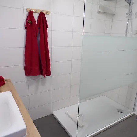 Apartmán Residenz Meeresbrandung 6 Mit Souterrainterrasse Zum Westen,2xtv, Einbaukueche, Geschirrspueler, Schwimmbad, Sauna ,pkw-stellplatz, Wlan ! *