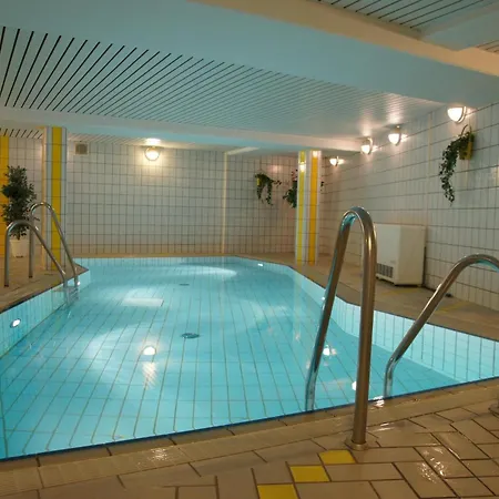Residenz Meeresbrandung 6 Mit Souterrainterrasse Zum Westen,2xtv, Einbaukueche, Geschirrspueler, Schwimmbad, Sauna ,pkw-stellplatz, Wlan ! * Cuxhaven
